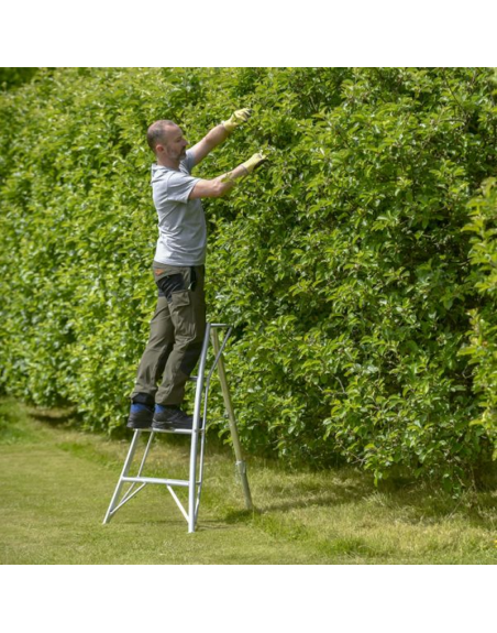 HENDON - GMF - Standard Tripod Ladders - 2020ppe