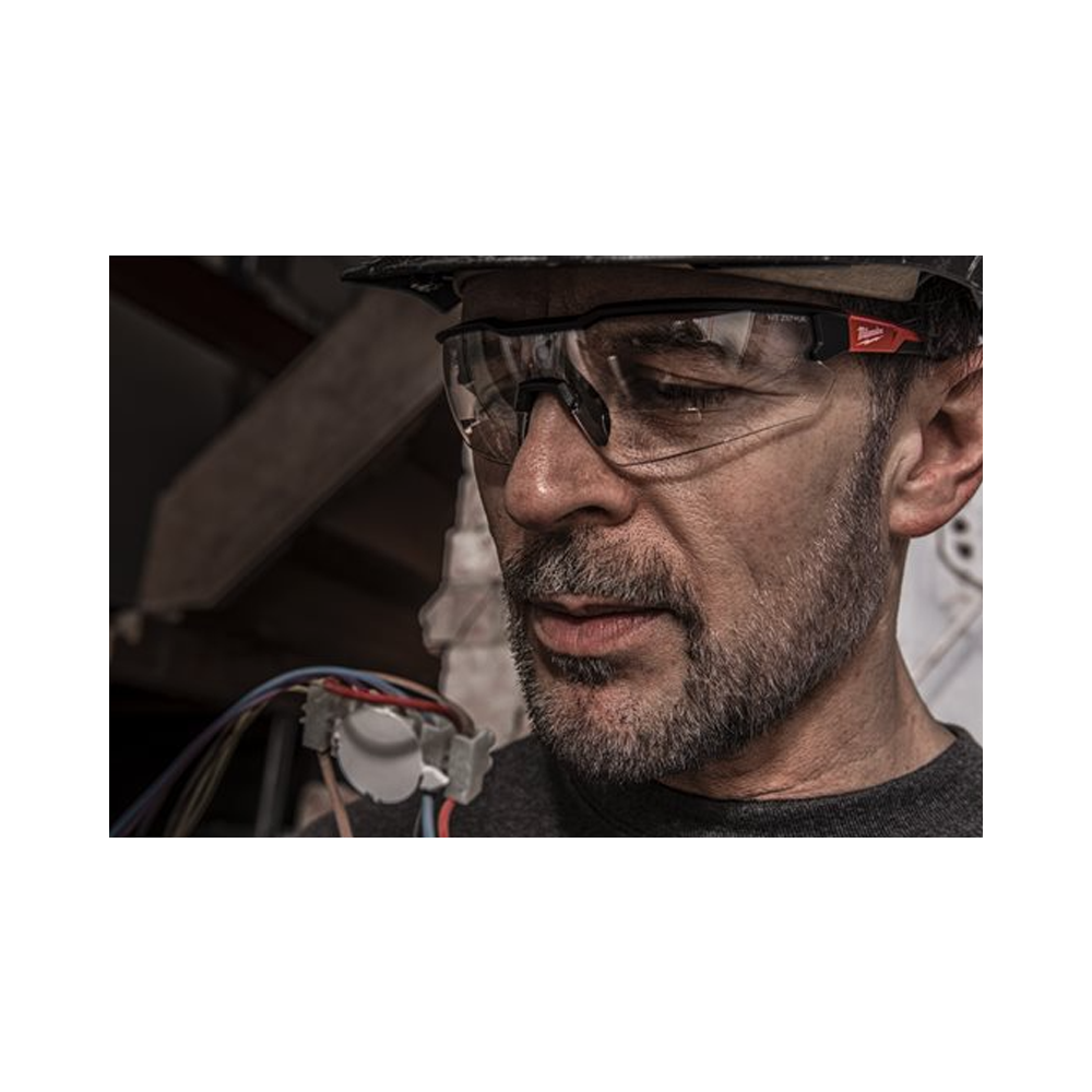 Milwaukee Magnified Clear Safety Glasses