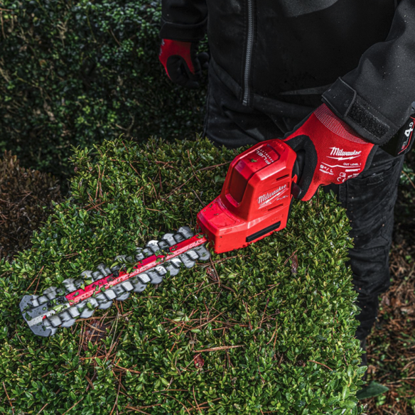 Milwaukee M12 FUEL™ HEDGE TRIMMER 20 CM 4933479973