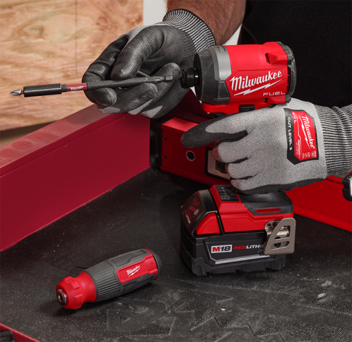 Milwaukee 14-in-1 ShockWave Multi-Bit Screwdriver 4932498174